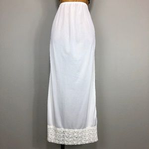 70’s Vintage White Sheer Lace Maxi Slip Skirt